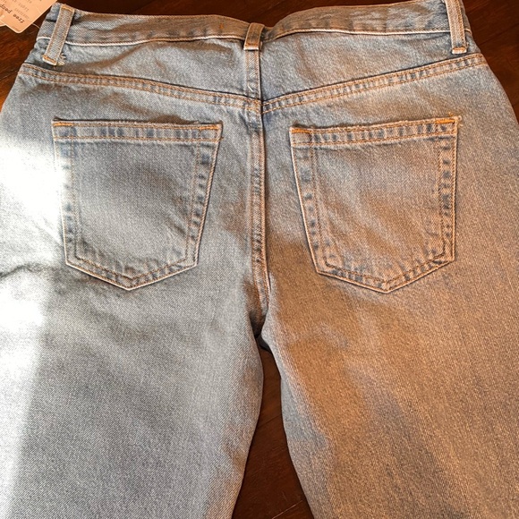 Free People Blue Cropped Ankle Jeans with Distressed Details new - Picture 6 of 7